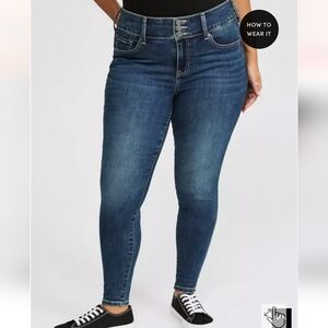 Torrid Skinny Jeans 20S